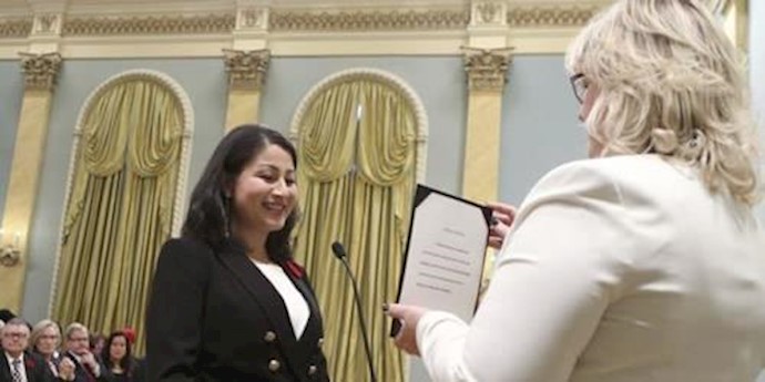 مریم منصف به عنوان عضو جدید دولت کانادا سوگند یاد می‌کند