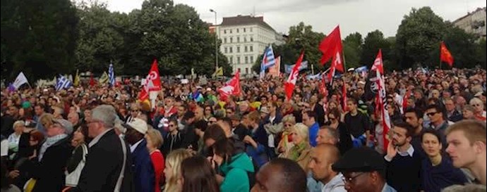 تظاهرات مردم آلمان در حمایت از یونان در برلين