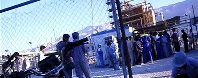 اعتصاب کارگران فازهای 17 و 18 پارس جنوبی در عسلویه - آرشيو