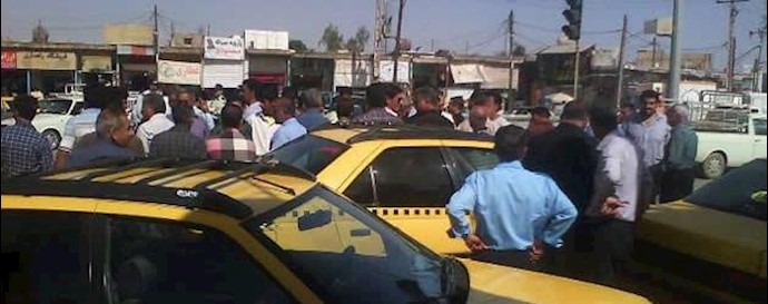 اعتصاب تاکسی داران خط مترو گلشهر کرج به دلیل حذف سهمیه و گرانی بنزین