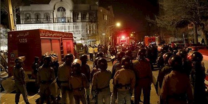 حمله و آتش زدن سفارت عربستان در تهران توسط ایادی رژیم
