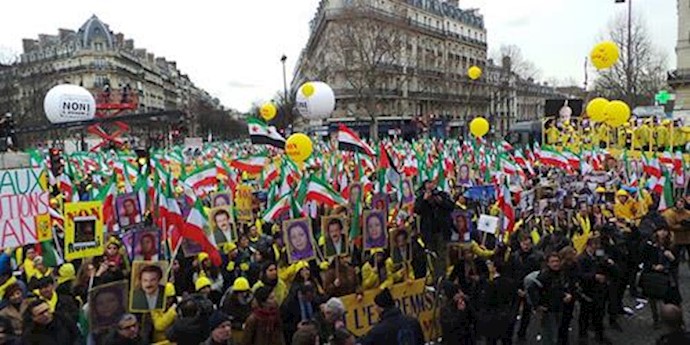 تظاهرات نه به روحانی در پاریس 54