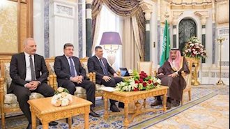 دیدار ملک سلمان پادشاه عربستان سعودی با هیأت عالی مذاکره‌کننده اپوزیسیون سوریه به سرپرستی ریاض حجاب