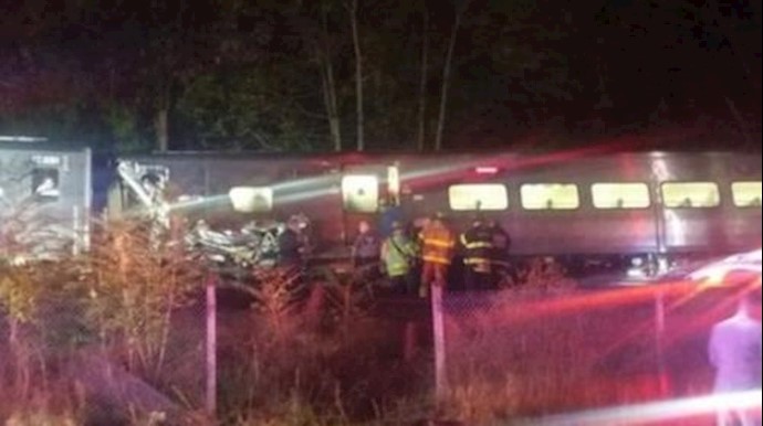 یک قطار در نزدیکی نیویورک از خط خارج شد