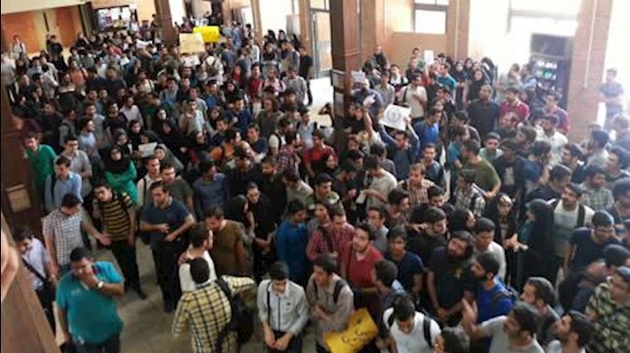 تجمع اعتراضی دانشجویان دانشگاه شریف 6مهر 95