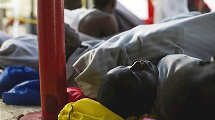 حمله گارد ساحلی لیبی به قایق پناهجویان چند کشته بر جای گذاشت
