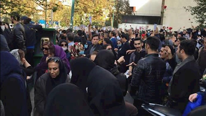 تجمع اعتراضی هواداران محمدعلی طاهری 