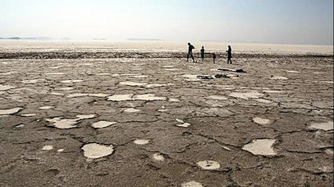 خشک شدن دریاچه ارومیه-آرشیو
