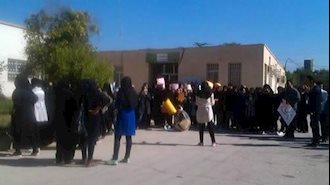 اعتصاب ۸ ساعته دانشجویان دانشگاه خلیج فارس 