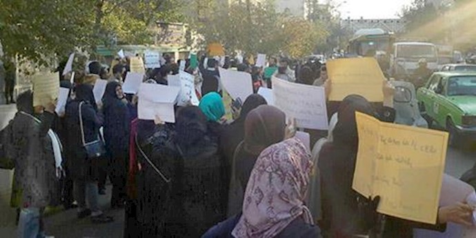 تجمع اعتراضی مالباختگان مشهد - آرشیو