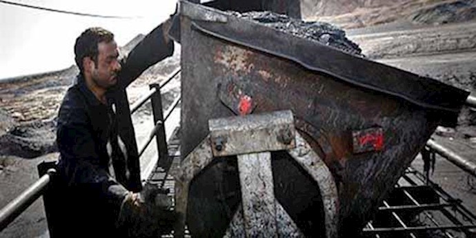 بیکار شدن بیش از 300کارگر معدن زغال‌سنگ شهرستان کوهبنان