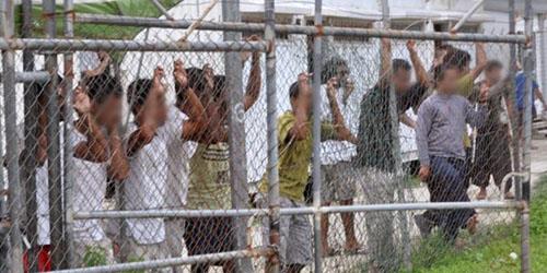 بازداشت پناهجویان در جزیره مانوس غیرقانونی است