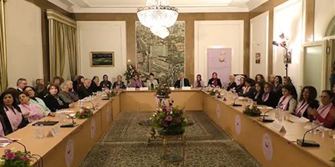 اجلاس اتحادیه انجمنهای زنان ایرانی در آلمان در بزرگداشت روز جهانی زن در برلین