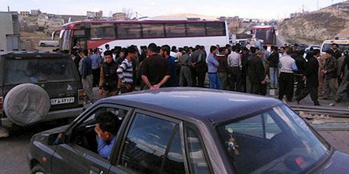 سقز - تجمع اعتراضی مردم روستای رشید آباد