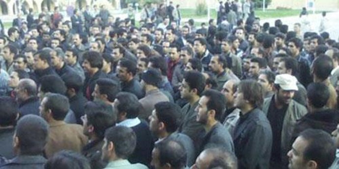 تجمع اعتراضی کارگران پلی اکریل - آرشیو