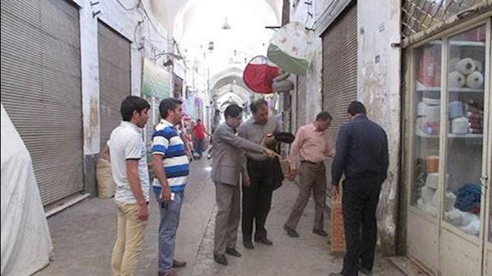 اعتصاب در بازار کاشان در حضور مقامات حکومتی