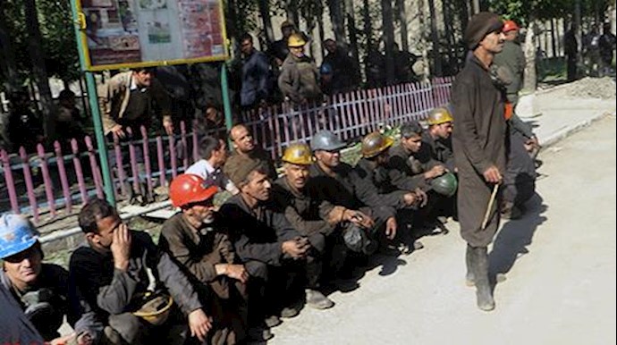 کارگران کارخانه فولاد البرز در تاکستان