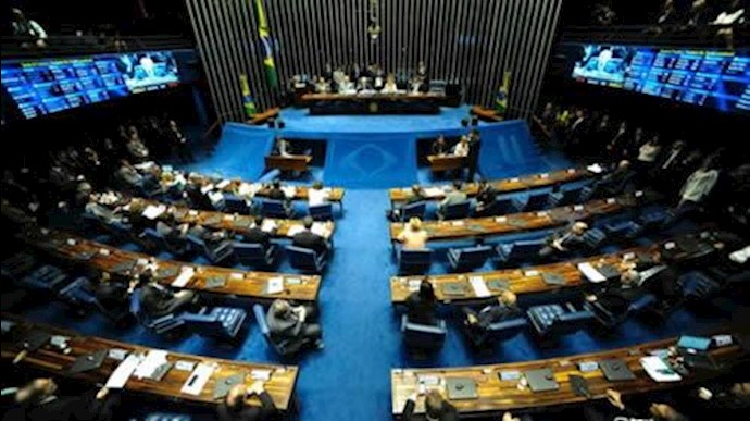 سنای برزیل در یک جلسه پرتنش به محاکمه رئیس جمهوری رای داد