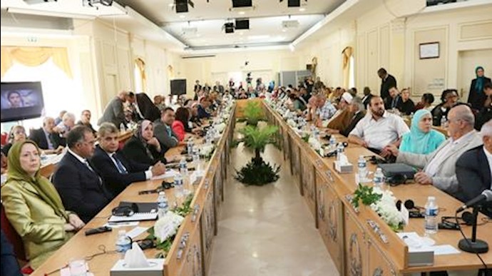 اجلاس بزرگ نمایندگان کشورهای عربی و اسلامی در پاریس