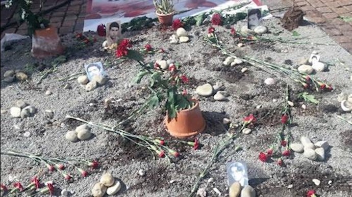 خاوران  محل دفن تعدادی از شهدای قتل عام شده مجاهد در سال 67