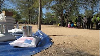 آزار و اذیت پناهجویان به‌ویژه کودکان در اردوگاههای پناهندگان در استرالیا در جزیره نائورو 