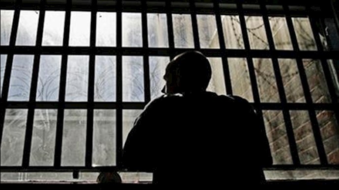 احضار و تهدید یک زندانی سیاسی، به‌دلیل شرکت نکردن در کلاسهای اجباری زندان