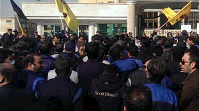 تجمع اعتراضی کارگران هپکو در اراک