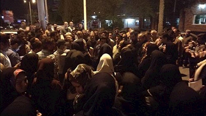 تظاهرات غارت‌شدگان آرمان وحدت در اهواز