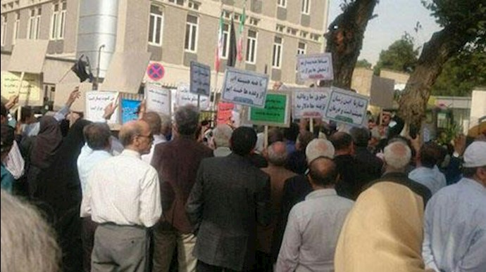 تجمع اعتراضی بازنشستگان کشوری در تهران