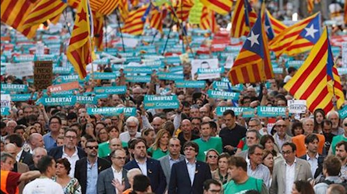 راهپیمایی صدها هزار کاتالونیایی در دفاع از استقلال