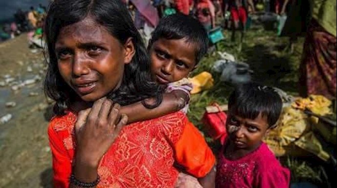 آوارگان آراکانی در فرار از کشتار مسلمانان در میانمار