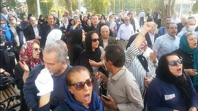 تجمع بازنشستگان و فرهنگیان شاغل در تهران