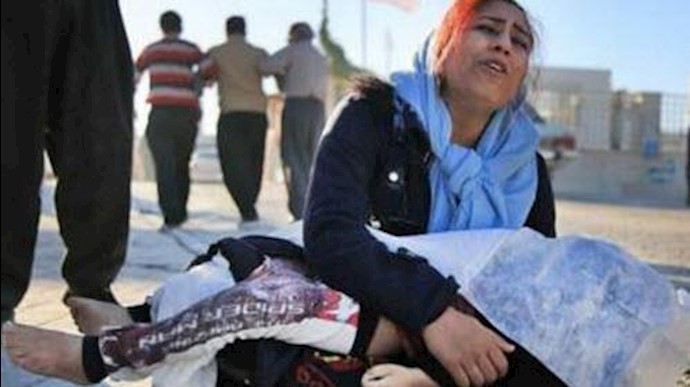 تصویری دردناک از یک مادر در زلزله کرمانشاه
