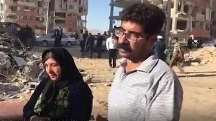 یک زلزله‌زده ساکن مسکن مهر در سر پل ذهاب