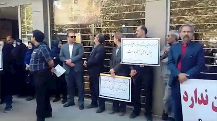 تجمع اعتراضی غارت‌شدگان در مشهد