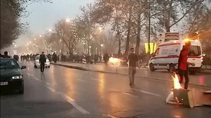 درگیری مردم با نیروی انتظامی در اصفهان