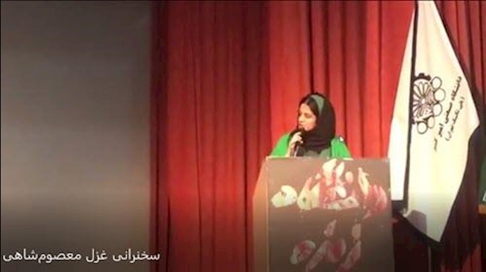 اعتراض یک دختر دانشجو به نایب رئیس مجلس ارتجاع در دانشگاه صنعتی امیر کبیر