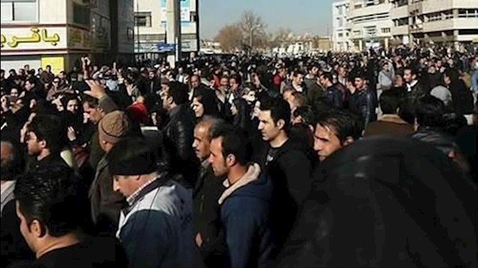 وحشت هماهنگ مهره‌های نظام از قیامی دیگر