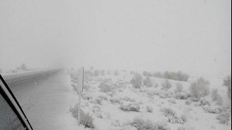 بارش برف در اردبیل باعث قطع راهها و جاده های روستایی شد 