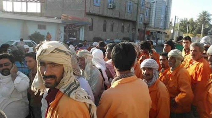تجمع اعتراضی کارگران شهرداری بهبهان - آرشیو