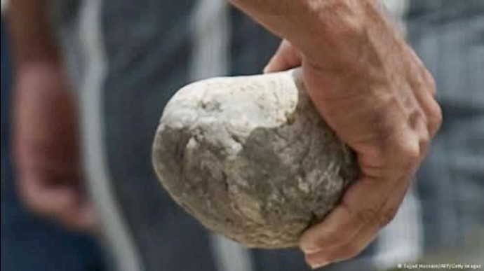 حکم ضد انسانی سنگسار در ایران 