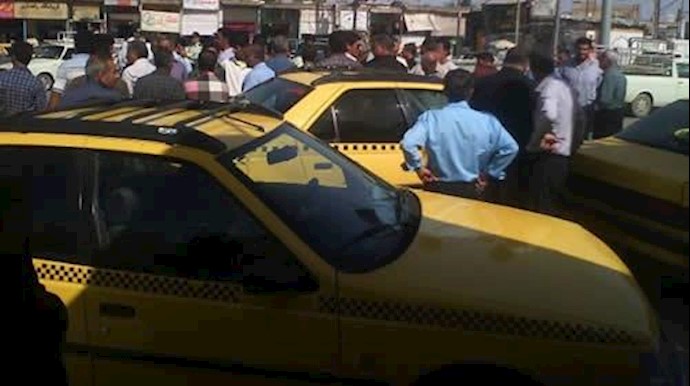 تجمع اعتراضی تاکسی داران ماهشهر - آرشیو
