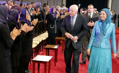ديدار مريم رجوی و سناتور مک کين در تيرانا