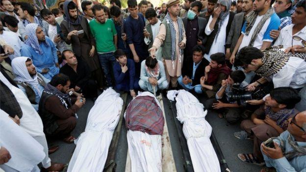 درگیری معترضان با پلیس در افغانستان ۷نفر کشته و بیش از ۲۰تن مجروح شدند درگیری معترضان با پلیس در افغانستان ۷نفر کشته و بیش از ۲۰تن مجروح شدند