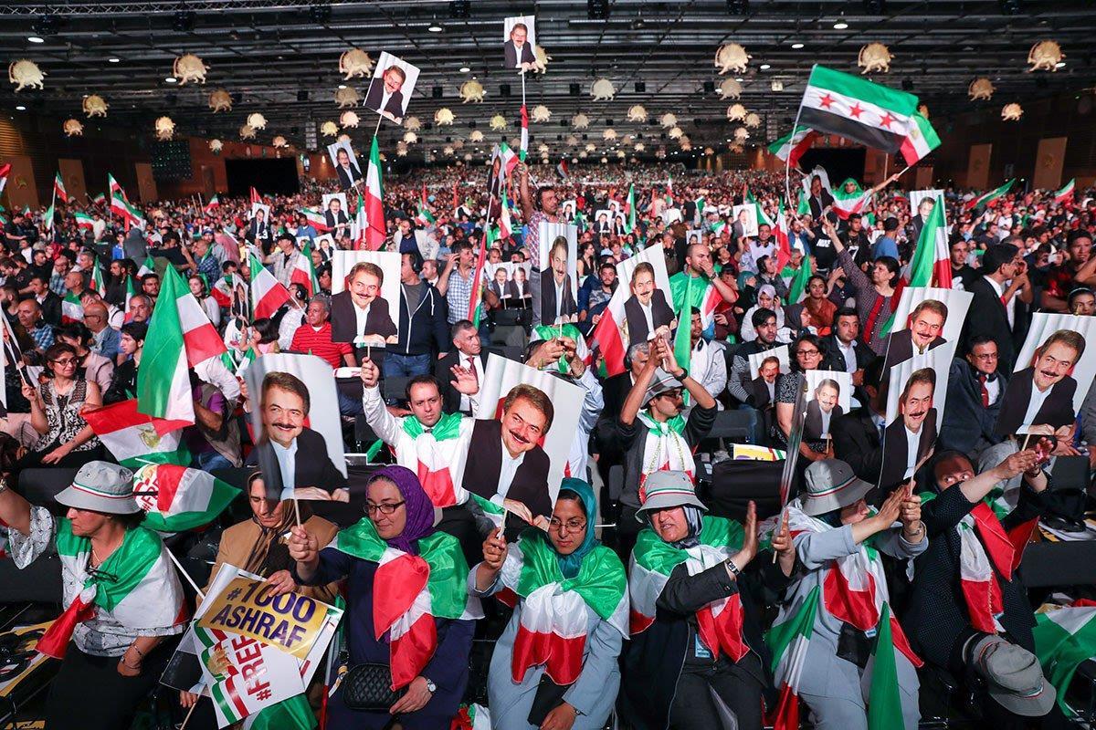 گردهمایی بزرگ مقاومت ایران، پاریس 10تیر 1396 (اول ژوئیه 2017) گردهمایی بزرگ مقاومت ایران، پاریس 10تیر 1396 (اول ژوئیه 2017)