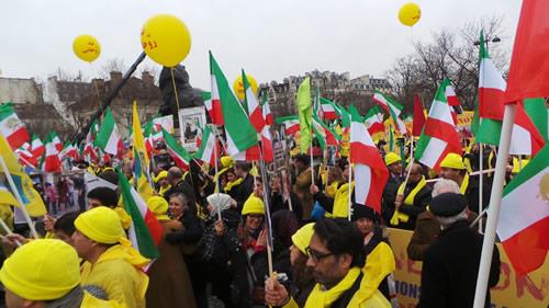  تظاهرات اپوزیسیون ایران علیه حضور روحانی در نیویورک