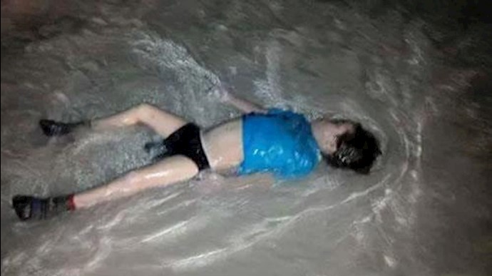 در آبهای ترکیه ۱۱ نفر از جمله ۵ کودک جان باختند 