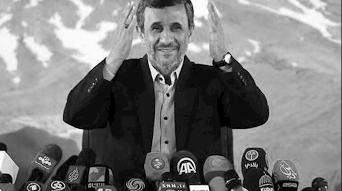 احمدی نژاد بر خلاف دستور خامنه ای خود را کاندید کرد