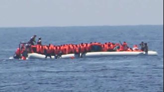 نجات ۱۵۰۰ پناهجو در دریای مدیترانه
