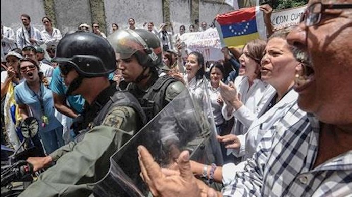 ادامه اعتراضها در کاراکاس پایتخت ونزوئلا